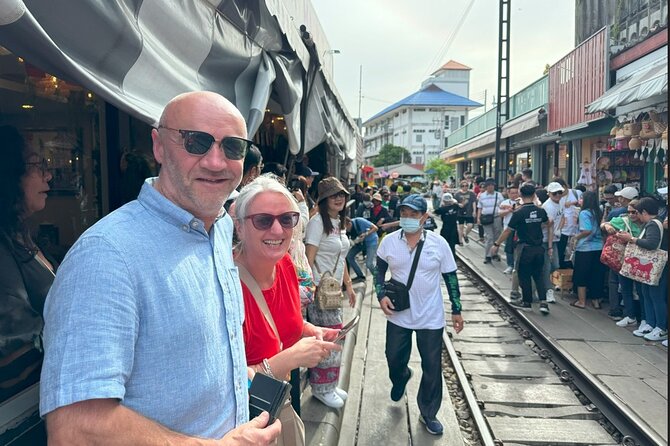 Floating Market and Railway Market Private Tour VIP Transport - In-Depth Look at the Experience