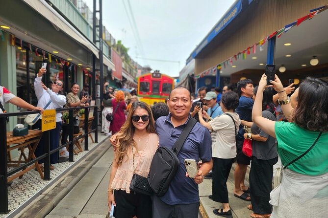 Private Floating Market, Train Market and After Rain Cafe Tour - Deep Dive into the Itinerary