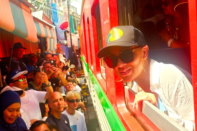 Private Floating Market, Train Market and After Rain Cafe Tour - FAQs