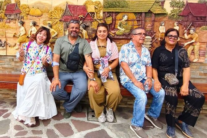 Full Day Guided Tour of Bangkok's Ancient Palaces and Temples - Convenient Pickup and Transportation