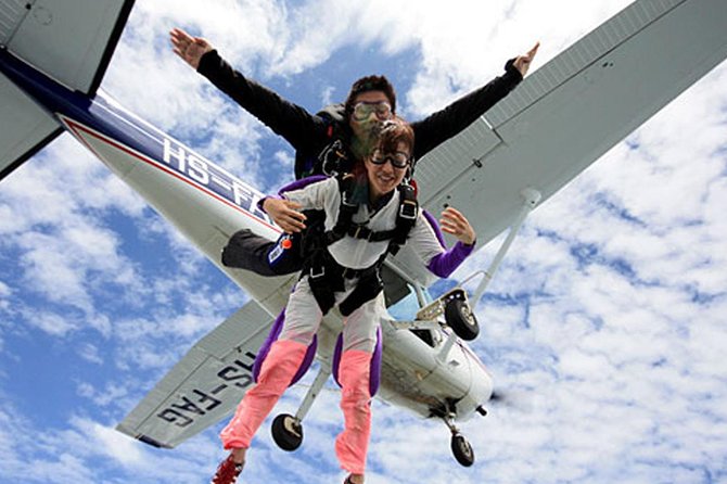 Tandem Skydiving : Thai Sky Adventures Pattaya with Return Transfer - What to Expect from Your Pattaya Skydiving Experience