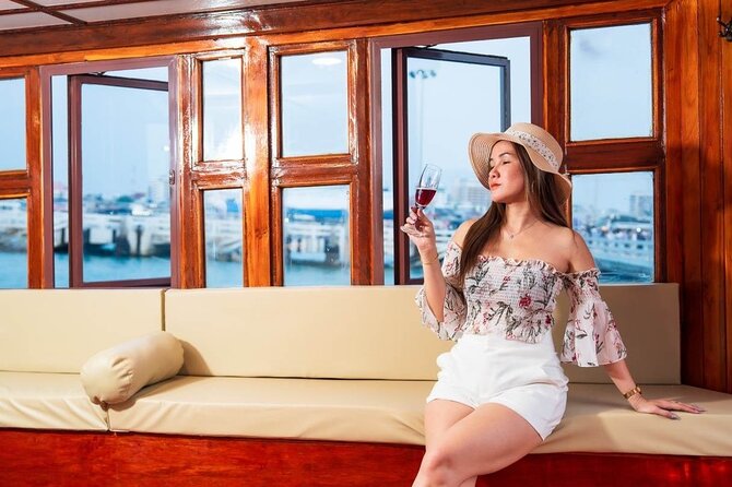 Pattaya Sunset Boat with Starters Admission Ticket - Who is this tour best suited for?