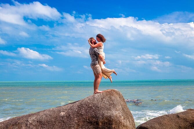 Private Photoshoot in Koh Samui for Couples & Families - An In-Depth Look at the Experience