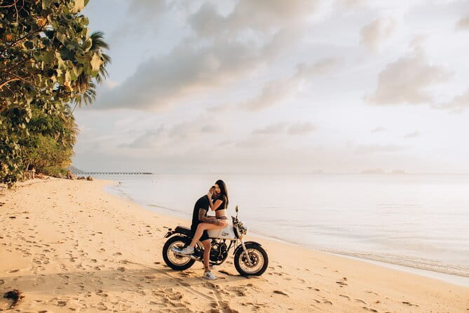 Private Photoshoot in Koh Samui for Couples & Families - Who Should Consider This Experience?