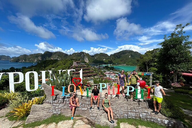 Phi Phi Island Private Boat Tour - Key Points