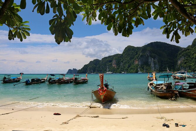 Phi Phi Islands and Khai Island Day Tour from Phuket by Speedboat - Exploring the Itinerary in Detail