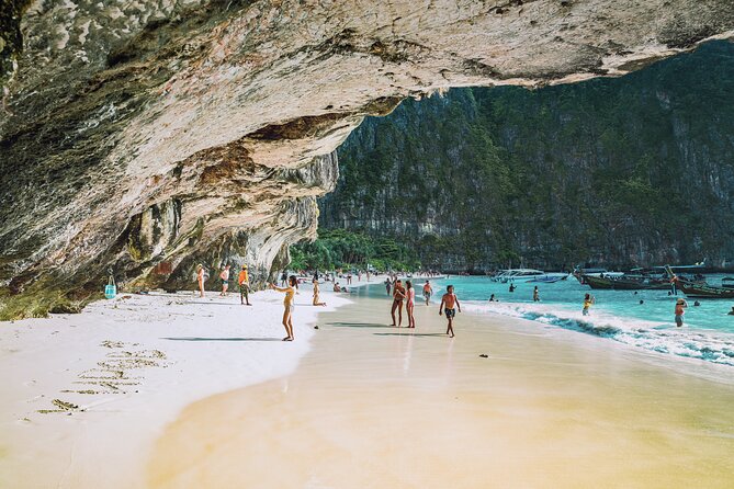 Phi Phi 1 Day tour by speed catamaran with Phuket transfers - Key Points