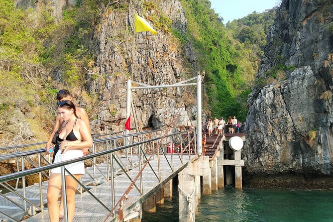 Khao Lak: Wow Andaman Snorkeling Trip to Phi Phi & Bamboo Island - Why This Tour Is a Good Fit