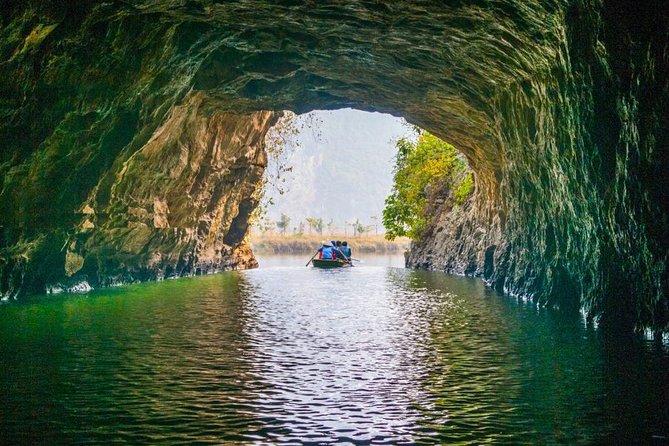 2 Day Tour Hoa Lu - Trang An - Mua Cave - Bich Dong - Cuc Phuong - Exploring the 2-Day Ninh Binh Adventure
