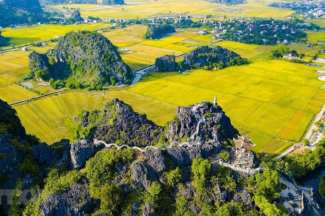 Ninh Binh Full Day Tour From Hanoi: Hoa Lu - Trang An - Mua Cave - An Authentic Day Exploring Ninh Binh’s Landlocked Wonders