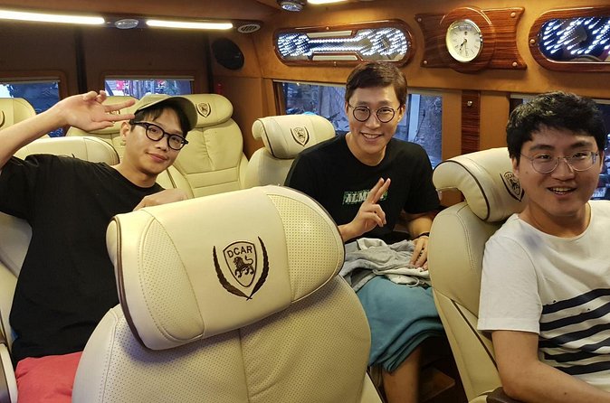 Hanoi - Ha Long shared car transfer - Who Should Consider This Service?