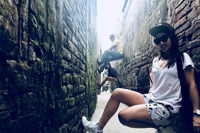 Half-day Explore Bat Trang Ceramic Village by Russian Jeep - A Deep Dive into the Bat Trang Ceramic Village Jeep Tour