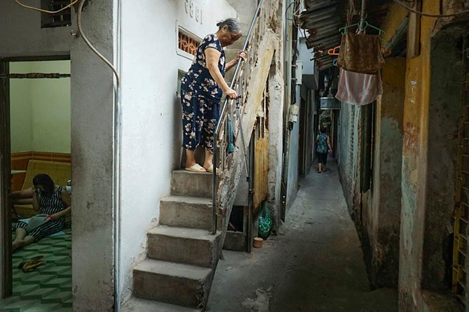 Legally sneak in the banned Train Street - FAQ