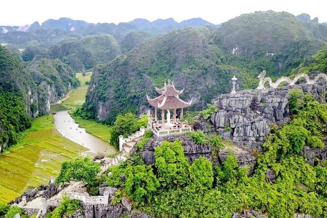 Deluxe Day Trip from Hanoi: Discover Hoa Lu, Tam Coc & Mua Caves - Who Should Take This Tour?
