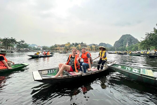 Ninh Binh Full Day Tour to Hoa Lu & Tam Coc via Boat,Bike &Lunch - Who Will Love This Tour?