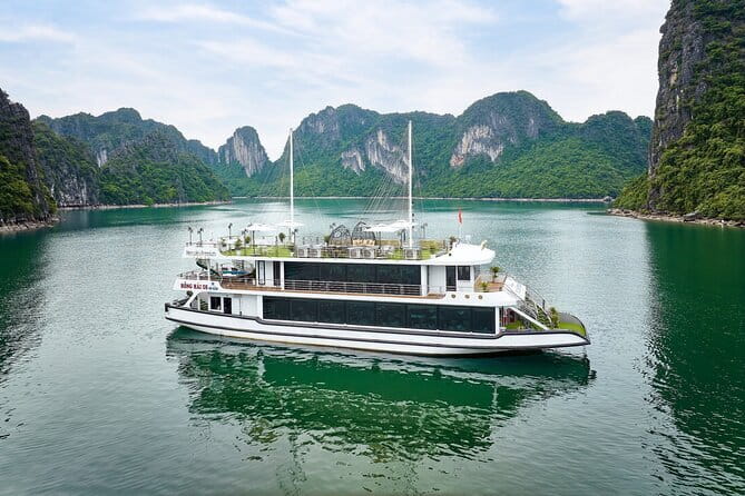 Halong Bay Day Tour Luxury Cruise With Jacuzzi and Buffet Lunch - A Full Breakdown of the Halong Bay Day Tour