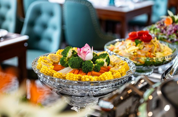 Halong Bay Full Day Tour-all included: Kayak, Titop, Swim, Lunch - Who Should Consider This Tour?