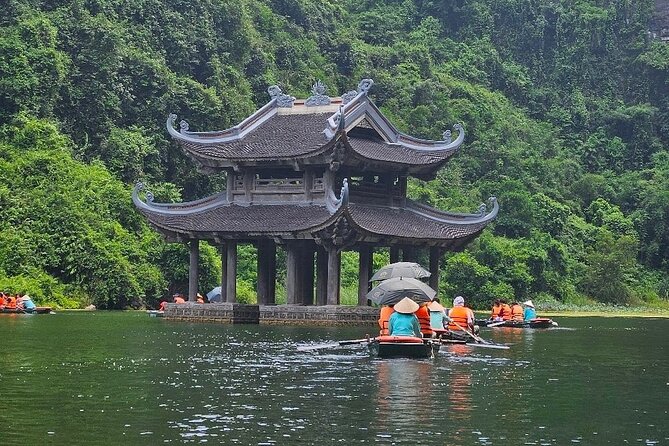 Deluxe Ninh Binh Day Trip: Bai Dinh Pagoda & Trang An from Hanoi - The Value of This Tour