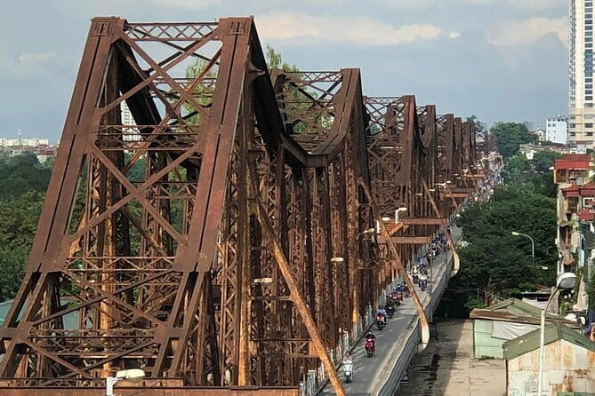 Hanoi City Tour: Private Half Day - Highlights and Train Street - Exploring Hanoi’s Landmarks in Detail