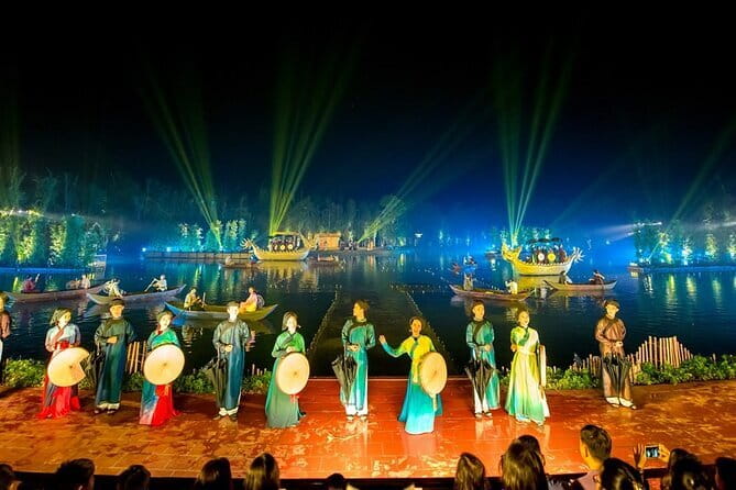 Train Street, Duong Lam village, Quintessence of Tonkin Show Tour - A Day in Hanoi: What Makes This Tour Special