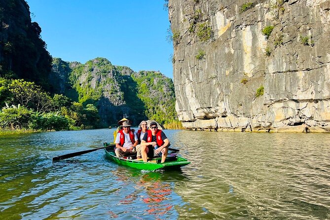 Best Private Tour Hanoi to Ninh Binh Discover Tam Coc & Hoa Lu - Who Should Book This Tour?