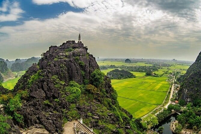 Hanoi: Deluxe Tour Discover Hoa Lu, Trang An Grottoes, Mua Caves - Who Will Love This Tour?