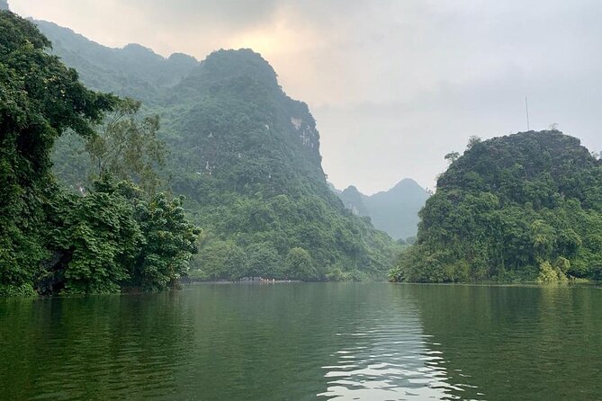 Hoa Lu - Tam Coc - Mua Cave Full Day - LIMOUSINE - Authentic Experiences and Reviewer Insights