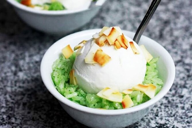 Hanoi Old Quarter Street Food tour with 12 plus tastings - Key Points