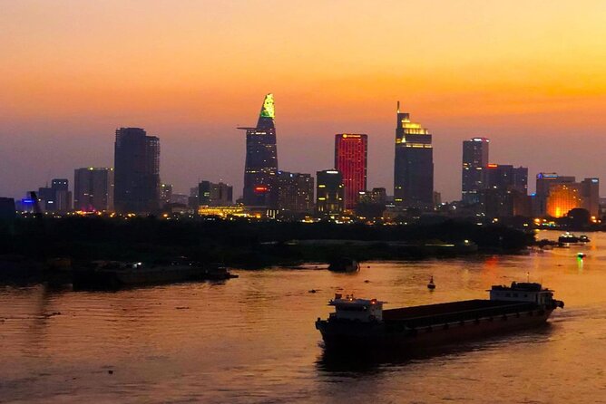 Experience Half-day Guided Walking Tour Ho Chi Minh City Center - Exploring Ho Chi Minh City Through a Guided Lens