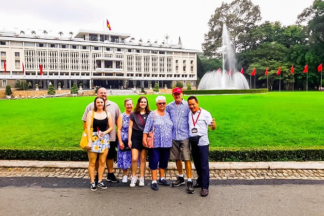 Ho Chi Minh City: War Remnants Museum & Ben Thanh Market - Exploring Ho Chi Minh City: War Remnants Museum & Ben Thanh Market Tour