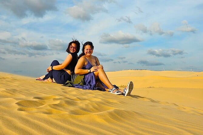 Sunset Magic at Mui Ne Sand Dunes - An Unforgettable Experience - A Deep Dive into the Mui Ne Sand Dunes Day Trip