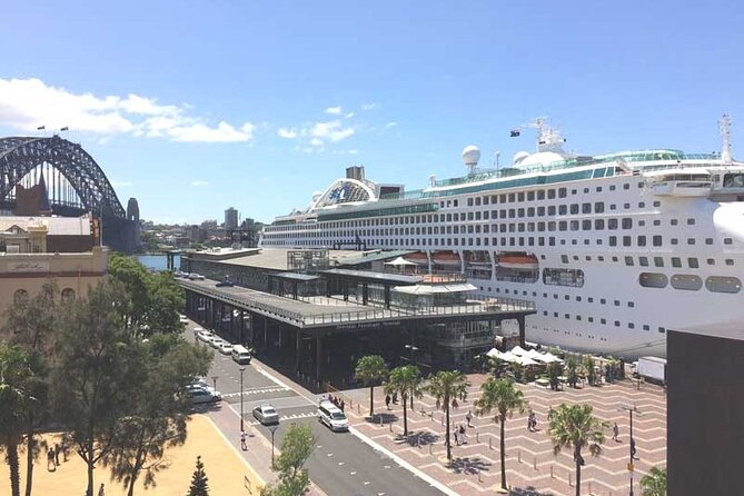 Sydney Port Private Arrival Transfer: Cruise Port to City - The Experience in Practice