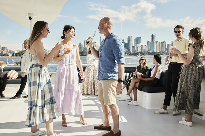 Boxing Day Lunch Cruise on Sydney Harbour - Key Points