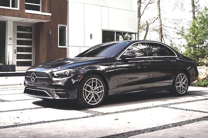 Private Transfer from Sydney CBD to Sydney Domestic or International Airport - Who Is This Service Best For?