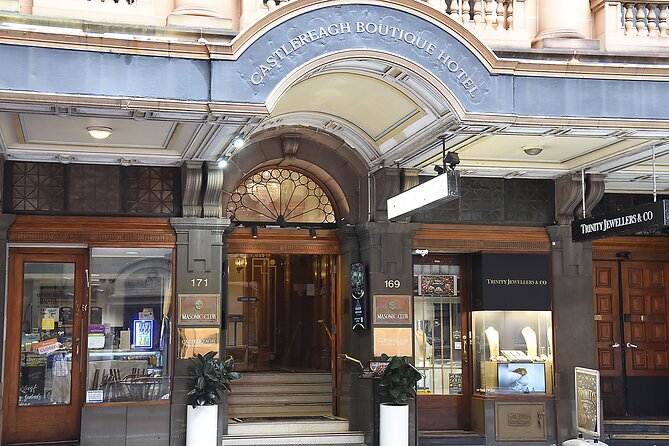 Entrancing Magic and Storytelling at Castlereagh Boutique Hotel - Why This Tour Stands Out