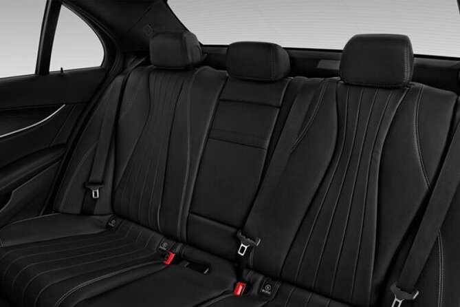 Arrival Transfer from Sydney Airport SYD to Sydney city by Sedan - Key Points
