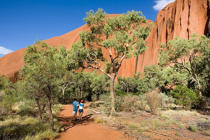 Full Uluru Base Walk at Sunrise Including breakfast - FAQs