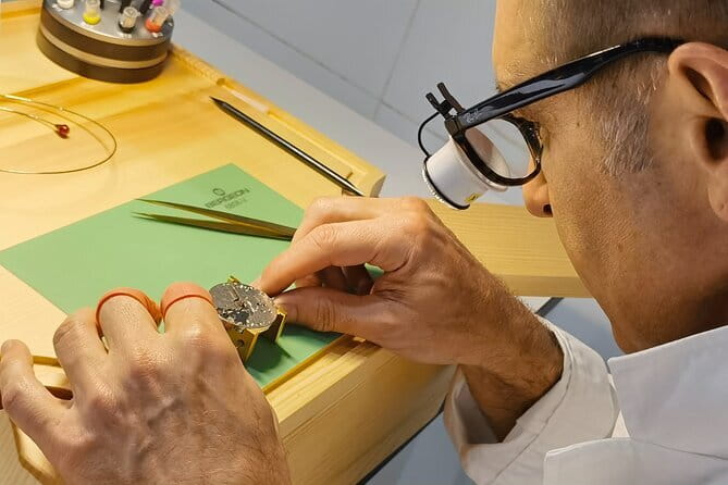 Introduction to Watchmaking - The Hands-On Disassembly and Reassembly