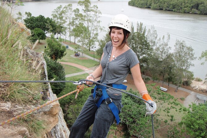 Twilight Abseil Adventure in Kangaroo Point Cliffs - An Authentic Look at the Twilight Abseil Adventure
