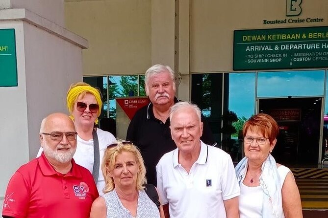 Malacca City To Kuala Lumpur City EN-ROUTE Putrajaya City Tour - An In-Depth Look at the Experience