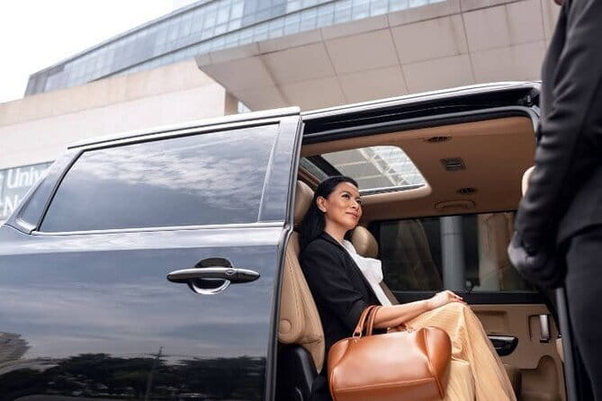 CitySprint Airport Transfer: KLIA to KL Hotel - Vehicle Comfort and Route