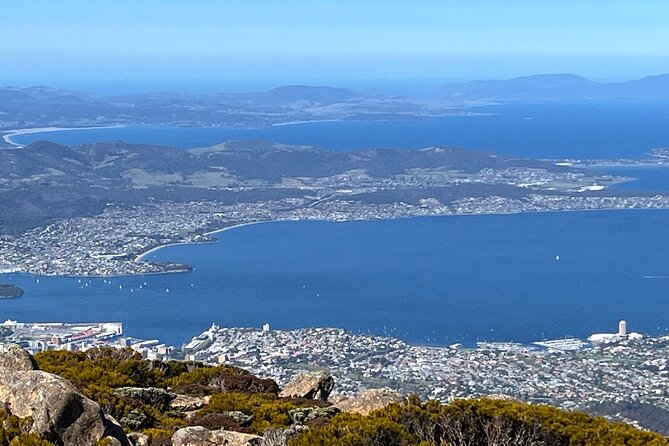 Richmond Village And Kunanyi and Mt Wellington Combo Tour - Reaching the Summit: Awe-Inspiring Views & Photo Opportunities