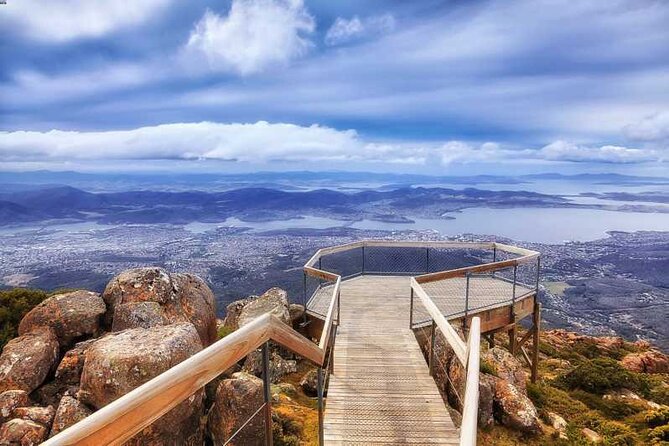 Hobart Signature Shore Excursion - Wildlife Encounters at Bonorong Sanctuary