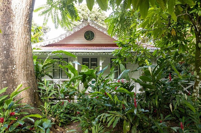 St Lucia Airport Transfer to Fond Doux Resort - The Authentic Experience