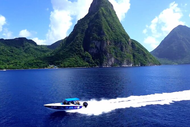 Private Airport Speed Boat Transfers to your Resort - A detailed look at the private speed boat transfer experience in Saint Lucia
