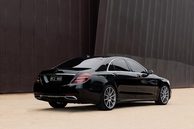 Melbourne CBD to Melbourne Airport Private Transfer 4 or more - FAQ