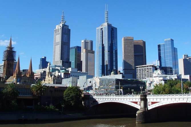Private Romantic Melbourne Dinner Cruise for 2 - FAQ