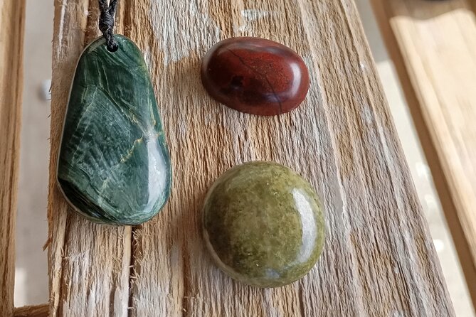 Jade Carving, Honey & Wine Tasting Private Tour - Who Should Consider This Tour?