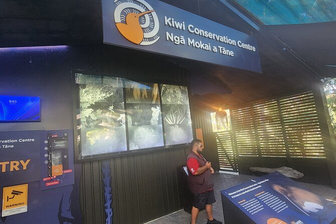 Auckland : Hobbiton & Te puia & red wood forest Private Tour - Detailed Breakdown of the Tour Experience