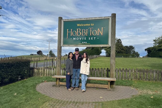 Auckland : Hobbiton & Te puia & red wood forest Private Tour - Authentic Insights and Notable Points from Reviewers